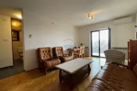 Novi Vinodolski,okolica,dvojna kuća,281 m2,90 m od mora!, Novi Vinodolski, Casa