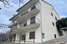 Novi Vinodolski,okolica,dvojna kuća,281 m2,90 m od mora!, Novi Vinodolski, Casa