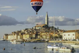 Rovinj, zemljište za 6 stambenih jedinica, 800 metara od plaža, Rovinj, Земля