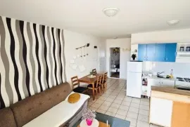 Impresivan stan s pogledom na more !, Novalja, Apartamento