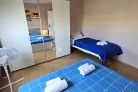 Impresivan stan s pogledom na more !, Novalja, Apartamento