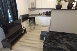 Rijeka, Škurinje, adaptirana garsonjera 25 m2, prodaja, Rijeka, Kвартира