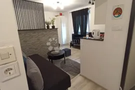 Rijeka, Škurinje, adaptirana garsonjera 25 m2, prodaja, Rijeka, Daire