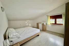 STAN NA 2. KATU (POGLED MORE)  - 350M OD MORA, Fažana, Apartamento