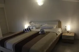 STAN NA 2. KATU (POGLED MORE)  - 350M OD MORA, Fažana, Apartamento