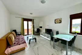 STAN NA 1. KATU - 350M OD MORA, Fažana, Apartamento