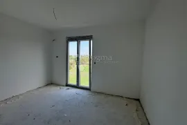 Stan s otvorenim pogledom na prirodu PEROJ (STAN S6), Vodnjan, Apartamento