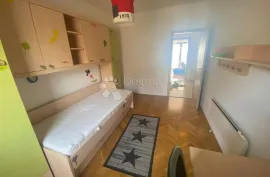 Izvrstan stan za najam u Kostreni, Kostrena, Apartamento