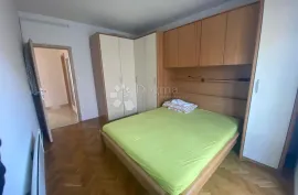 Izvrstan stan za najam u Kostreni, Kostrena, Apartamento