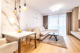 Zagreb, VMD Heinzelova luksuzan dvosoban stan s garažom NKP 62 m2 PRVI NAJAM, Zagreb, Apartamento