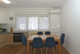 Osijek, Sjenjak, Dvosoban opremljen stan u povišenom prizemlju, 56 m², Osijek, Appartamento