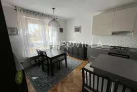 Zagreb, Trešnjevka, trosoban stan NKP 100 m2, Zagreb, Appartamento