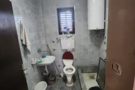 Prodajem kucu u Vranicu, Barajevo, Casa