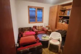 Prodajem kucu u Vranicu, Barajevo, Casa