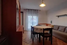 Pula,garsonjera (jednosoban stan) na 4.katu, Pula, Apartamento