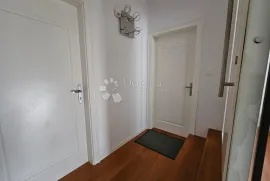 ROVINJ - ekskluzivna kuća uz more s apartmanima, Rovinj, Appartement