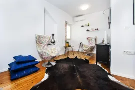 ROVINJ - ekskluzivna kuća uz more s apartmanima, Rovinj, Appartement