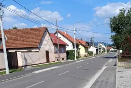 Kuća sa stanovima, okućnicom i gosp. zgradom u Ogulinu, Ogulin, بيت