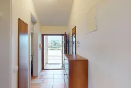 Apartman PRODAJA 62 m2 I red do mora, POGLED!, Sveti Filip I Jakov, Διαμέρισμα