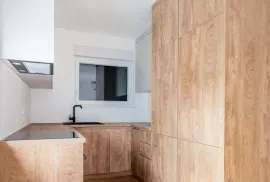 NOVO U PONUDI! PROLJETNA AKCIJA! APARTMANI S POGLEDOM NA MORE, 70 m OD MORA, POVLJANA - PAG, Povljana, Stan