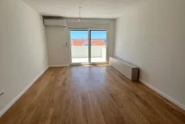 NOVO U PONUDI! PROLJETNA AKCIJA! APARTMANI S POGLEDOM NA MORE, 70 m OD MORA, POVLJANA - PAG, Povljana, Stan