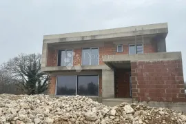 ROH BAU KATNICA S BAZENOM, OKOLICA LABINA, Labin, Haus