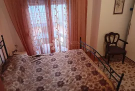 Trosobni stan na Žnjanu, Split, Wohnung