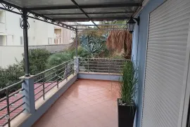 Trosobni stan na Žnjanu, Split, Wohnung