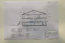 Otok Krk,Malinska,novogradnja-dvojna kuća,135 m2,blizu centra i mora, Malinska-Dubašnica, Casa