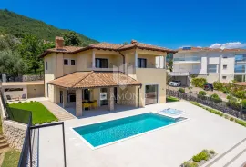 Prekrasna villa s bazenom, saunom i jacuzzijem, Mošćenička Draga, Casa