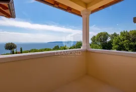 Prekrasna villa s bazenom, saunom i jacuzzijem, Mošćenička Draga, Casa