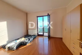 OPATIJA, OKOLICA - etaža kuće od 124 m2 s panoramskim pogledom, Kastav, Apartamento