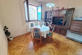 OPATIJA, OKOLICA - etaža kuće od 124 m2 s panoramskim pogledom, Kastav, Appartement