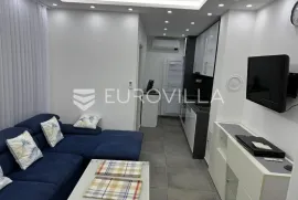 Istra, Peroj, kompletno opremljen stan s vrtom,1 km od mora, Vodnjan, Wohnung