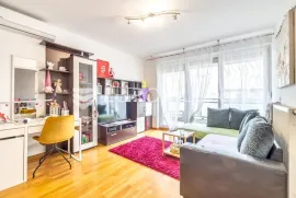 Zagreb, Špansko dvosoban stan NKP 40 m2, Zagreb, Wohnung