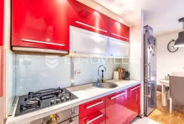 Zagreb, Lanište, predivan četverosoban stan NKP 88 m2 + GPM, Zagreb, Appartement