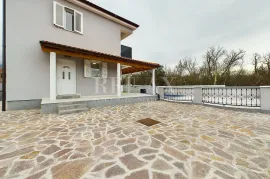 Jadranovo - vila s bazenom, Crikvenica, Maison