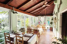 ARTATORE, KUĆA S RENOMIRANIM RESTORANOM...PRILIKA!!!!, Mali Lošinj, Maison