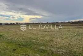 Đakovo, Novo polje, građevinsko zemljište od 820 m2, Đakovo, Land