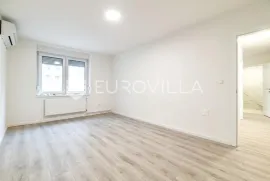 Zagreb, Ulica Grada Mainza, poslovni prostor NKP 48 m2, Zagreb, Immobili commerciali