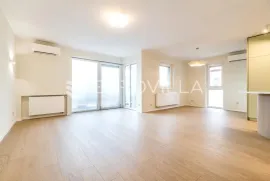 Zagreb, Tuškanac, prekrasan četverosoban stan, 117 m2, garaža i parking, Zagreb, Appartement