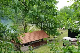 Ogulin - Građevinsko zemljište , započeta gradnja ranča, Ogulin, Zemljište