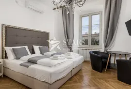 Rijeka, centar - stan sa dva apartmana, Rijeka, Stan