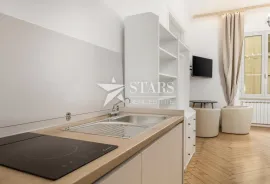 Rijeka, centar - stan sa dva apartmana, Rijeka, Stan