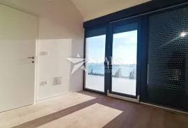 Crikvenica, Dramalj, stan 2S+DB, terasa, pogled na more, dva parkirna mjesta, Crikvenica, Appartment