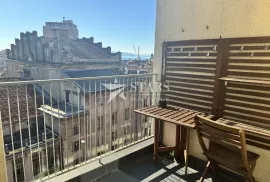 Rijeka, Centar - komforan stan za dugoročni najam, Rijeka, Appartment