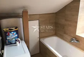 Rijeka - centar, 81 m2, dva novoadaptirana apartmana, Rijeka, Stan