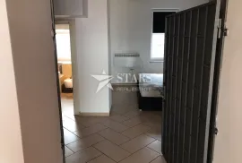 Rijeka - centar, 81 m2, dva novoadaptirana apartmana, Rijeka, Stan