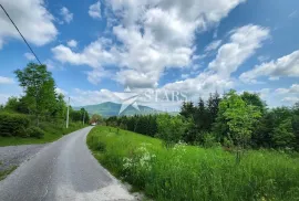 Vrbovsko, Vujnovići - građevinski teren sa započetom gradnjom 1166 m2, Vrbovsko, Terra