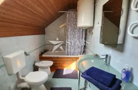 Gorski Kotar, Fužine, okolica - vikendica 3 SB+DB sa okućnicom, Fužine, Casa